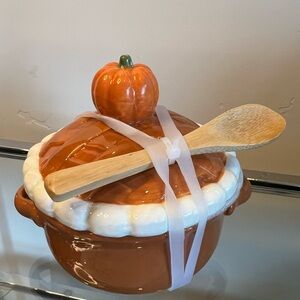 Ceramic Pumpkin Mini Pie Baking Dish with Lid and Spoon